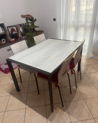 Tavolo con sedie mondo convenienza