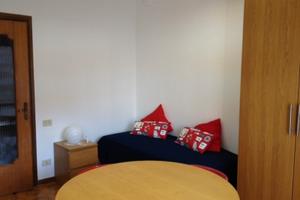 Singola studentesse universitarie - Rione alto