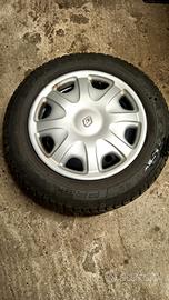 cerchi e pneumatici Renault 185/65/15 92T M+S