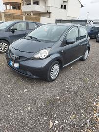 Toyota Aygo 1.0 12V VVT-i 5 porte Sol
