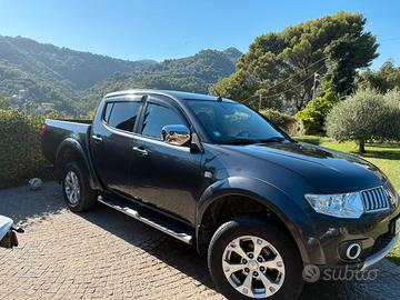L200 cambio automatico