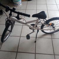 Bicicletta bianca bimbo