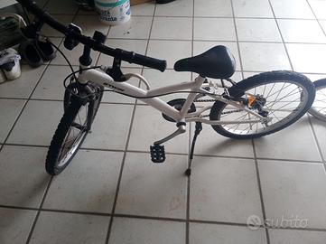 Bicicletta bianca bimbo