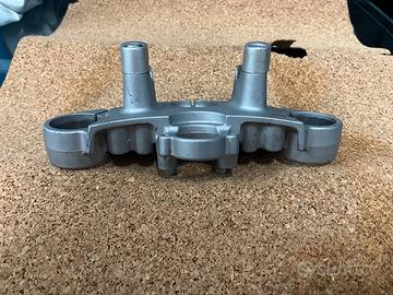 piastra superiore HONDA HORNET 900