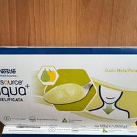 vasetti di acqua gel della Nestle