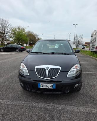 Lancia ypsilon 1.2 16v Platino tagliandata 
