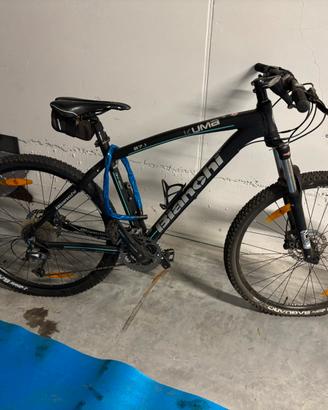 Bianchi Kuma 27.5 Mountain Bike - telaio 27.1