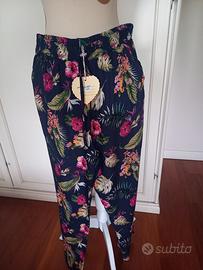 pantalone leggero fantasia floreale 