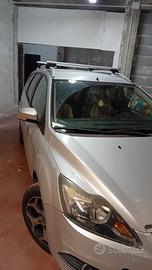 Ford focus station wagon