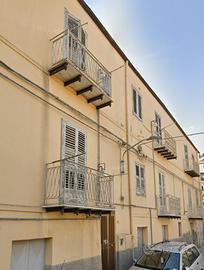 Appartamento intero immobile su 3 piani