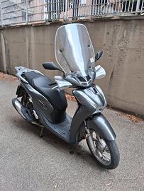 Honda Sh 150 anno 2021, 19 mila km