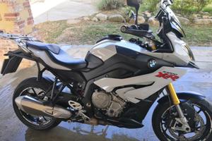 BMW S1000XR