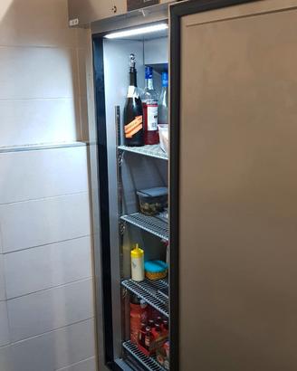 FRIGORIFERO professionale 700lt