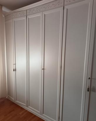 Armadio a sei ante 