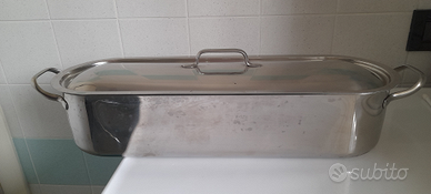 Pesciera con griglia e coperchio in acciaio