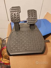 Volante F1 Ferrari con pedaliera