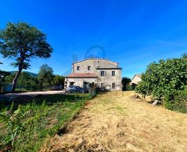 CASA UNIFAMILIARE a San Leo