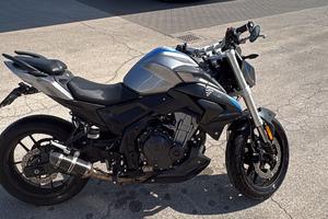 Voge 500r brivido
