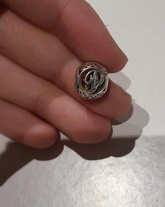 Charm Pandora lettera P