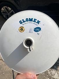 Antenna TV e amplificatore glomex testa d'albero