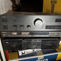 Sistema audio vintage composto da tre componenti