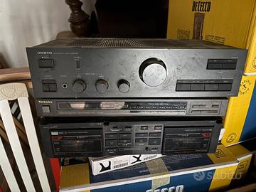 Sistema audio vintage composto da tre componenti