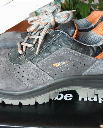 Scarpe antifortunistiche