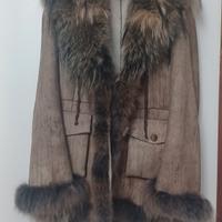 Giacca in pelle con collo e polsini in vera volpe 