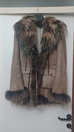 Giacca in pelle con collo e polsini in vera volpe 