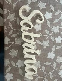 scritte personalizzate in legno realizzate a mano