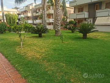 01 Fondachello bilocale fronte mare con garage