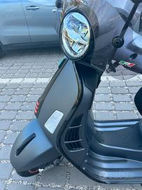 Vespa super tech