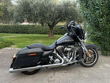 Harley-davidson FLHX Street Glide 1584 2010