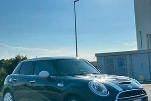 Mini Cooper SD 5porte, automatica, all. Hype