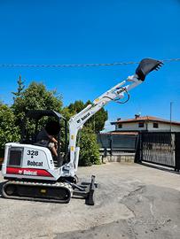 E249-Escavatore Bobcat 328 28 q