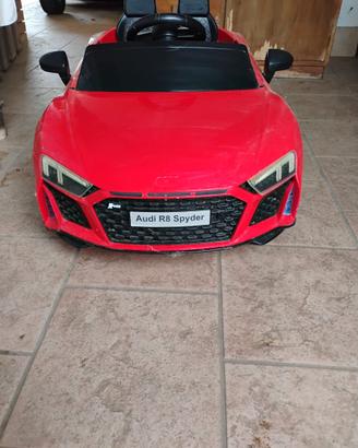 Auto elettrica per bambino