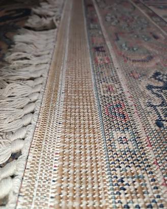 Tappeto originale arabo.