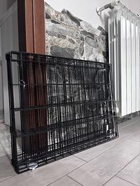 Recinto per cucciolo di cane