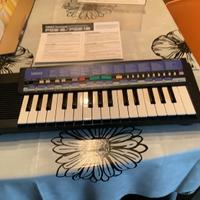 Tastiera pianola Yamaha Portasound PSS-9