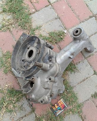 coppia di carter vbb1m vespa 150 vbb motore