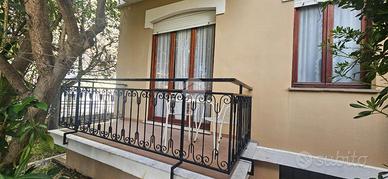 2 LOCALI A DIANO MARINA