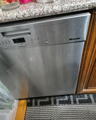 LAVASTOVIGLIE MIELE