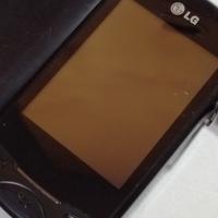 Cellulare LG T500