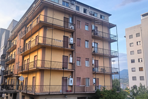 3 camere uso investimento zona centralissima