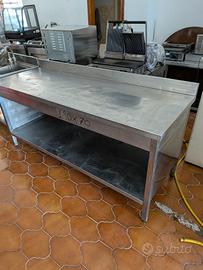 Banco in acciaio pesante 