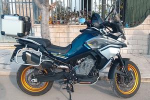 CF MOTO 800MT