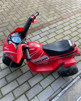 Moto ducati pegperego
