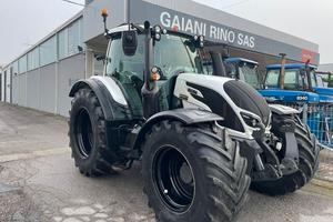 Trattrice agricola Valtra N174 D