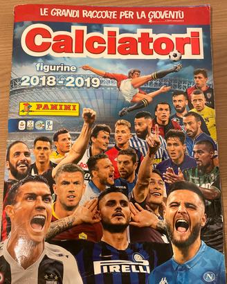 Album calciatori Panini anno 2018, 2019