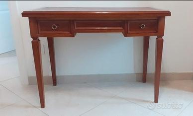 Scrittorio tavolo